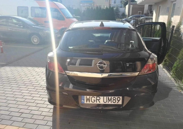 Opel Astra cena 11500 przebieg: 233386, rok produkcji 2008 z Grójec małe 56